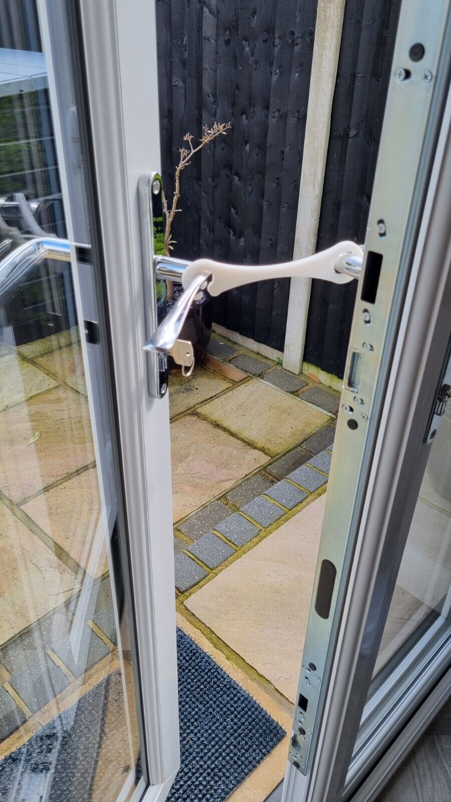 VITA Door Restrictor
